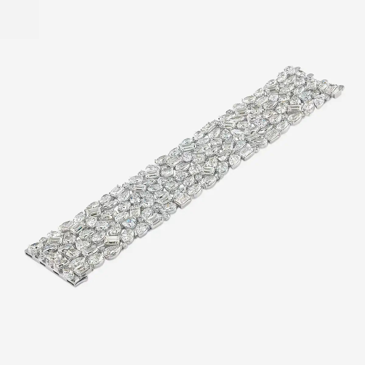 Eye Catching Luxury High Jewelry With IGI Certified Lab Diamonds Studded Fashionable Trendy Gold Bracelets For Wedding Gift ODM